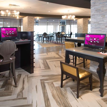 Crowne Plaza Saddle Brook By Ihg Hotel Bagian luar foto