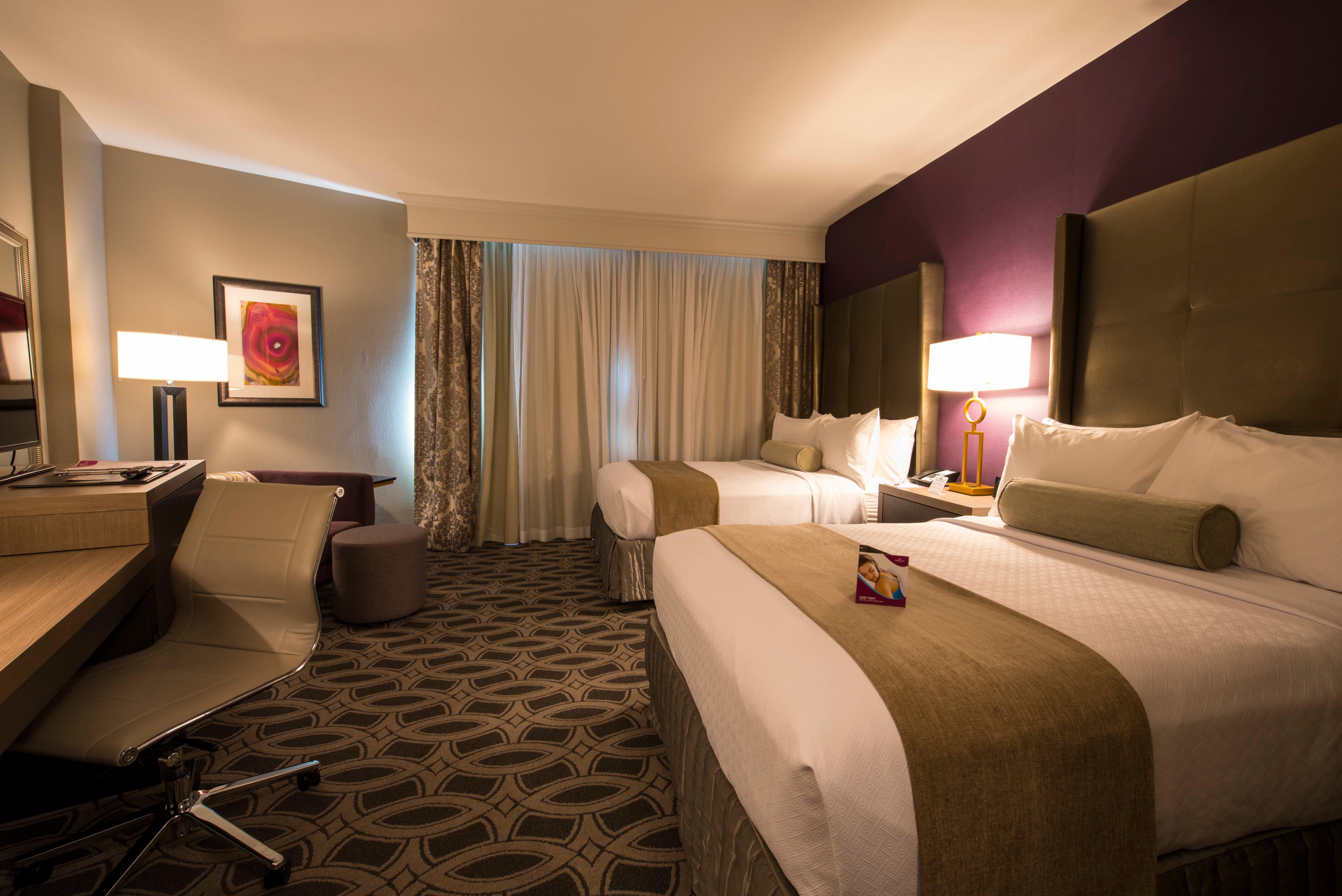Crowne Plaza Saddle Brook By Ihg Hotel Bagian luar foto