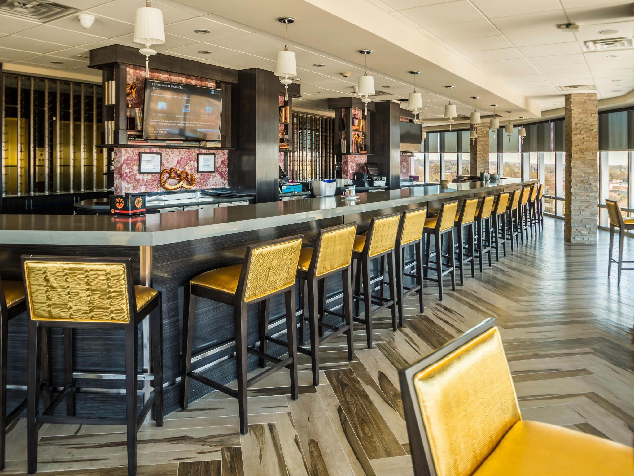 Crowne Plaza Saddle Brook By Ihg Hotel Bagian luar foto