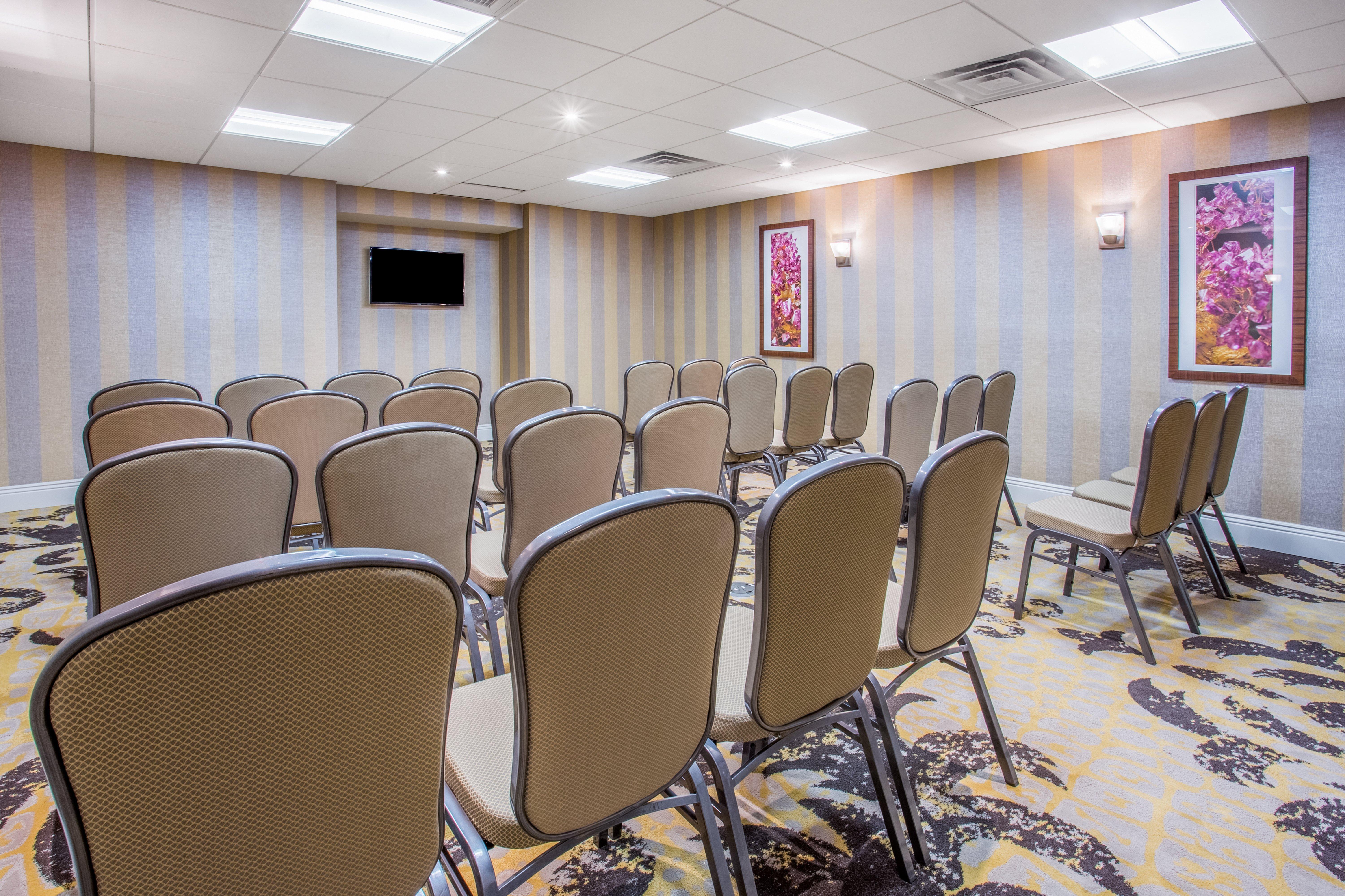 Crowne Plaza Saddle Brook By Ihg Hotel Bagian luar foto